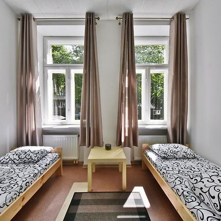 Laisves Avenue Hostel "Easy Kaunas" Exterior foto