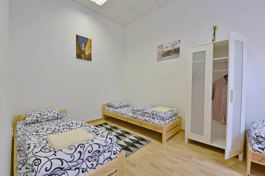 Laisves Avenue Hostel "Easy Kaunas" Exterior foto